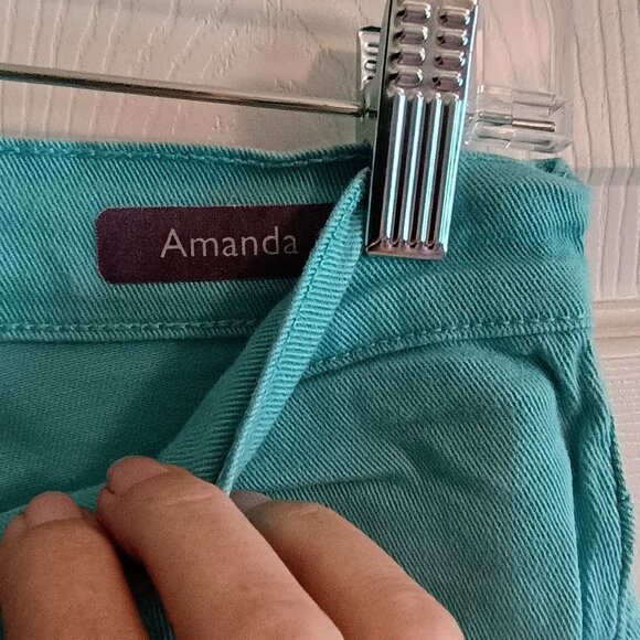 Gloria Vanderbilt Amanda Sz 10, Teal, Hi Rise Pants, NWOT, 5 Pockets, Denim - Picture 4 of 4